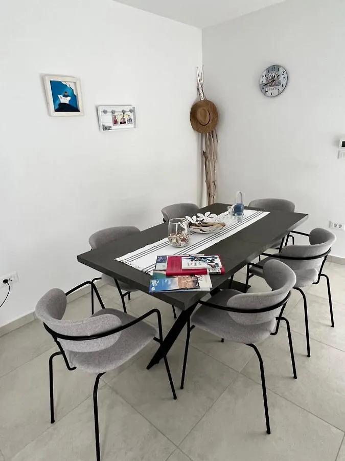 דירה פג Apartman Festini Pag קרואטיה